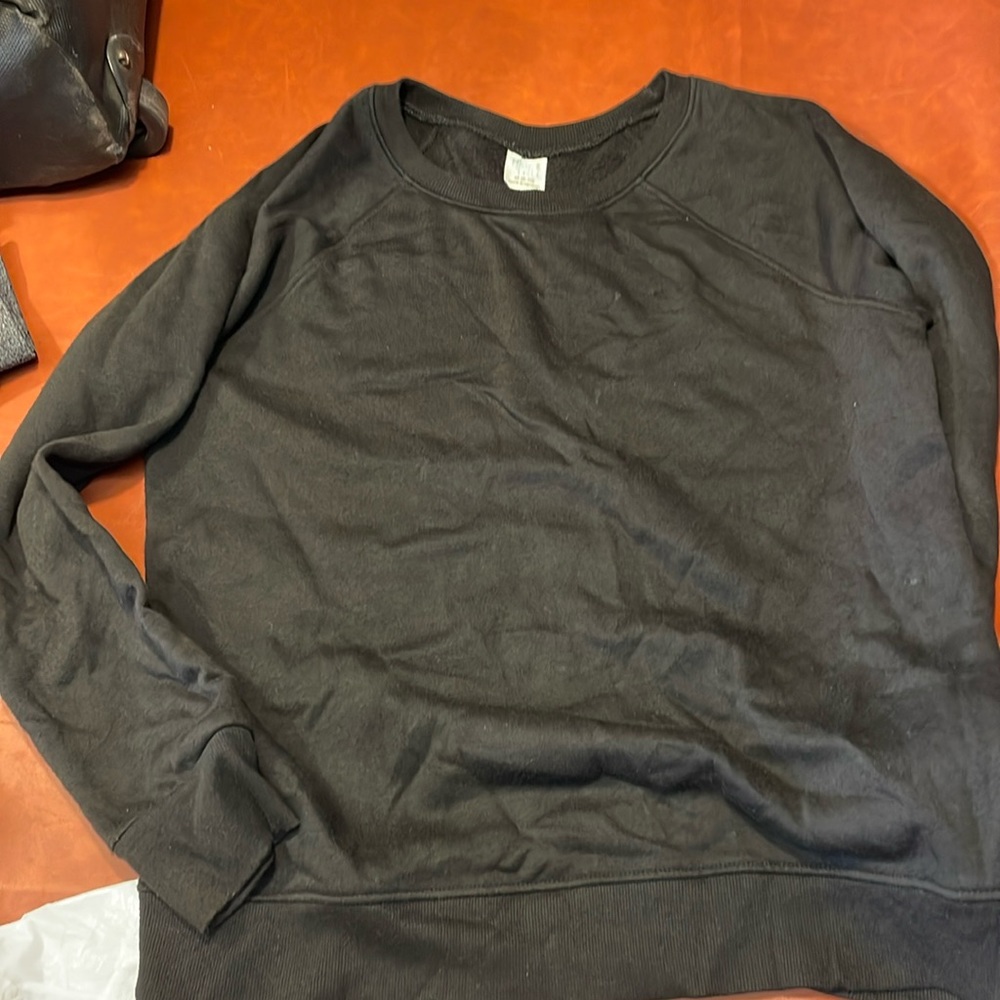 Black plain creneck